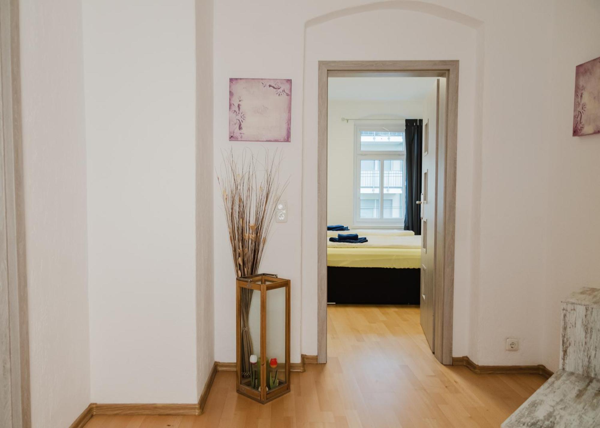Apartmenthaus Sternstrasse Dresden Bagian luar foto